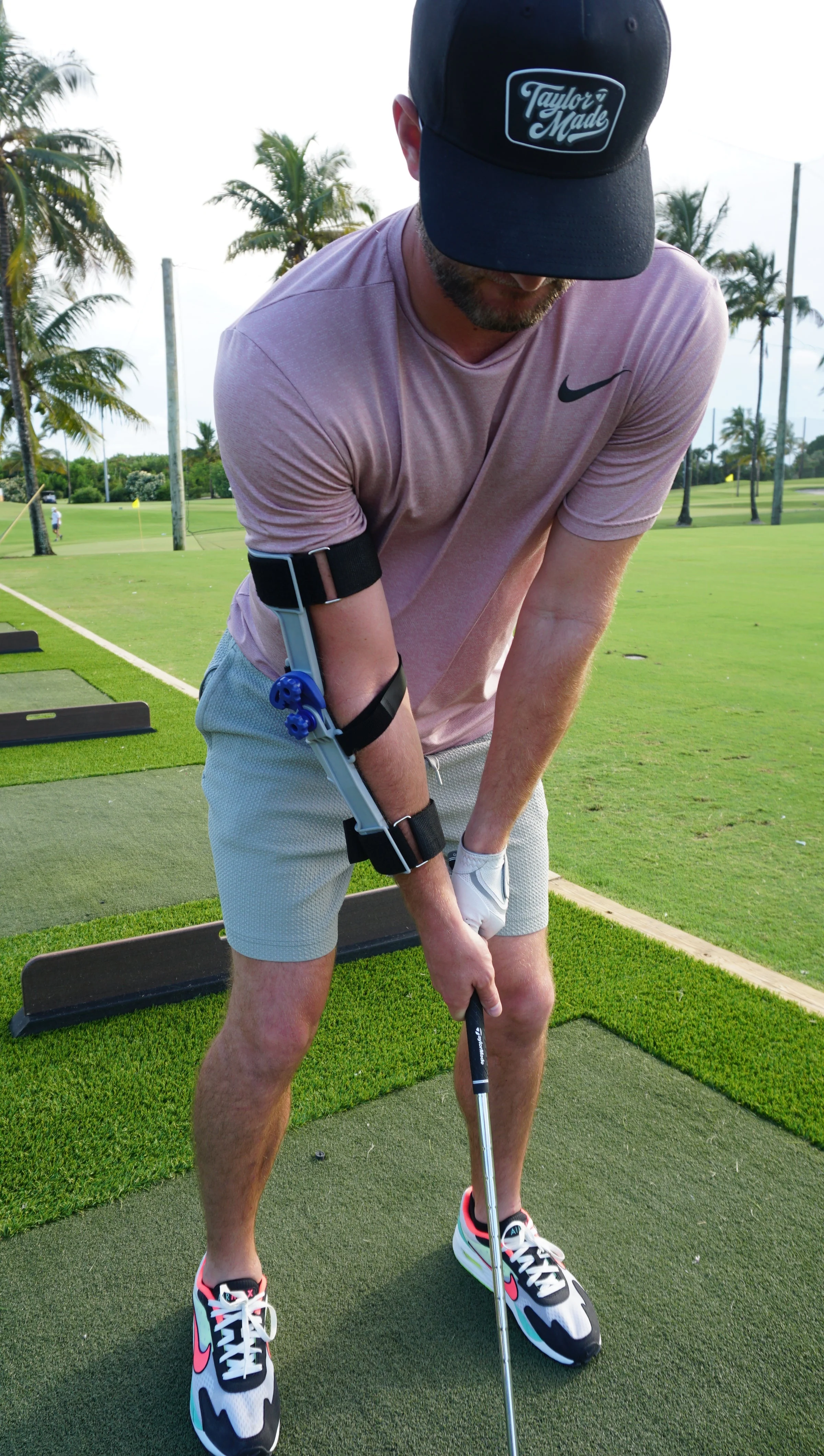 Right Angle V2 Golf Swing Elbow Brace – Backswing Trainer for Trail Arm Position - Image 8